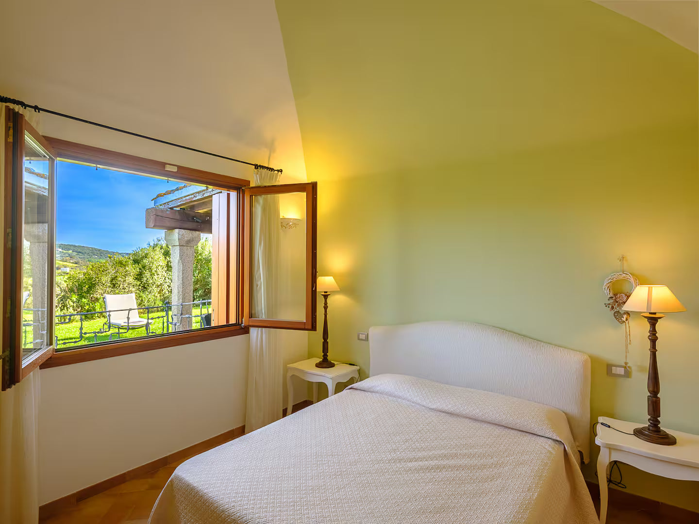 [ "VILLA GINEPRO" // ARZACHENA ]