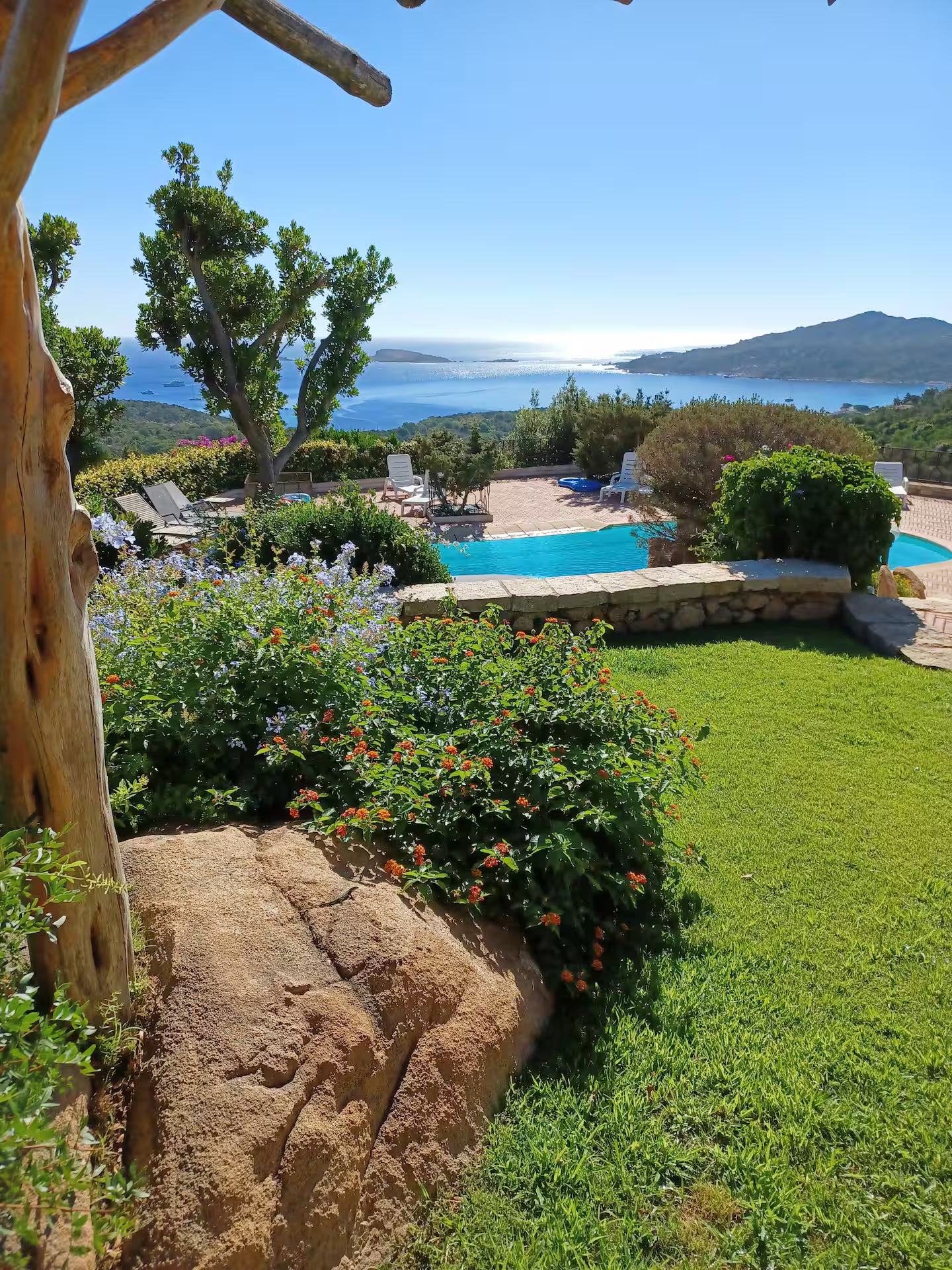 [ "VILLA PERLA 2" // PORTO CERVO ]