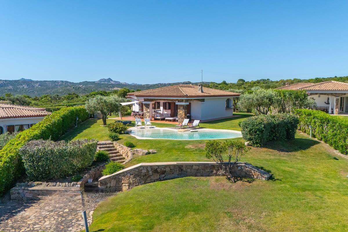 [ "VILLA LUCE DI MARE" // PALAU ]