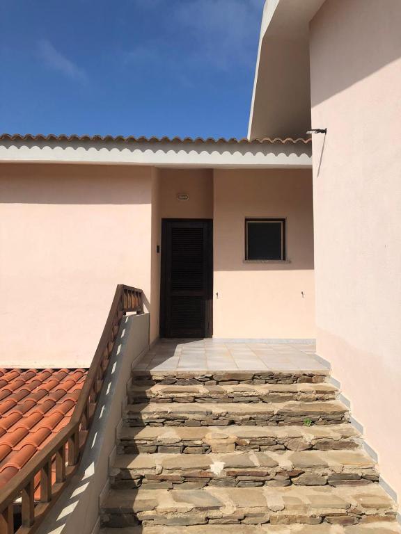 [ "CASA GINEPRI" // STINTINO ]
