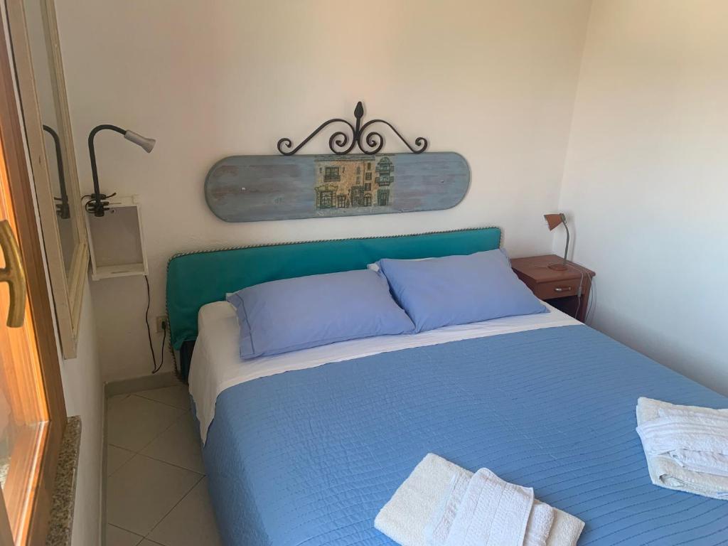 [ "CASA GINEPRI" // STINTINO ]