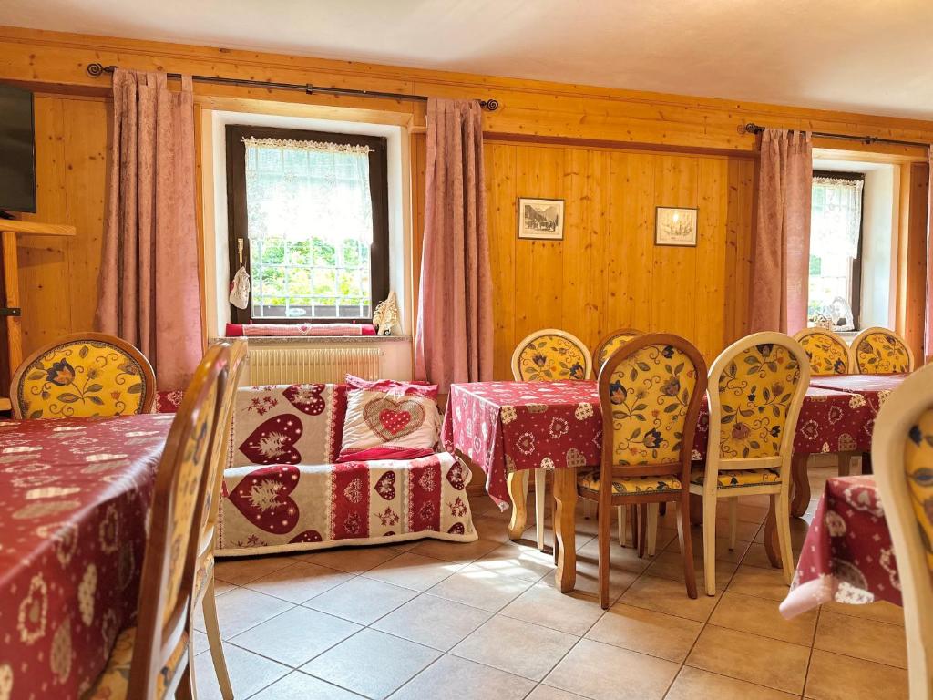 [ "CHALET VAL DI STELLE" // VERMIGLIO, VAL DI SOLE ]