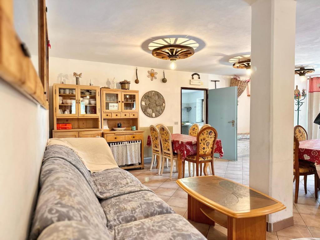 [ "CHALET VAL DI STELLE" // VERMIGLIO, VAL DI SOLE ]