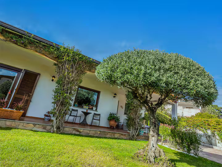 [ "VILLA SMERALDA" // ARZACHENA ]