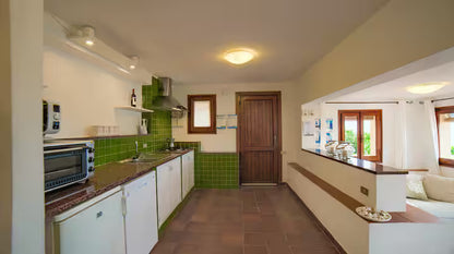 [ "VILLA CALA CATERINA" ACCESSO DIRETTO ALLA SPIAGGIA // VILLASIMIUS ]