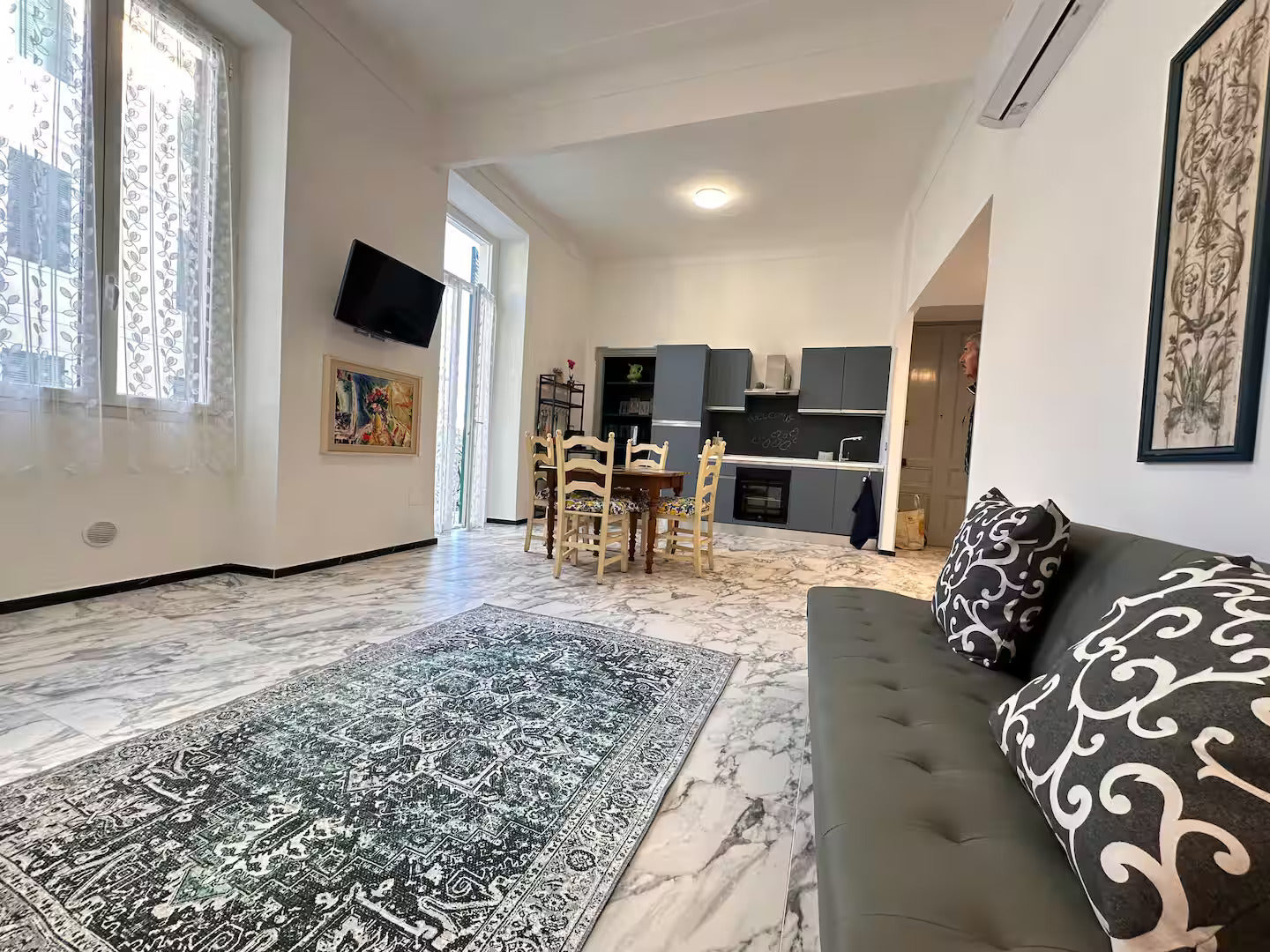 [ "CASA SUL BORGO" // SANREMO ]