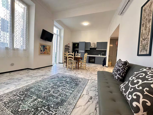 [ "CASA SUL BORGO" // SANREMO ]