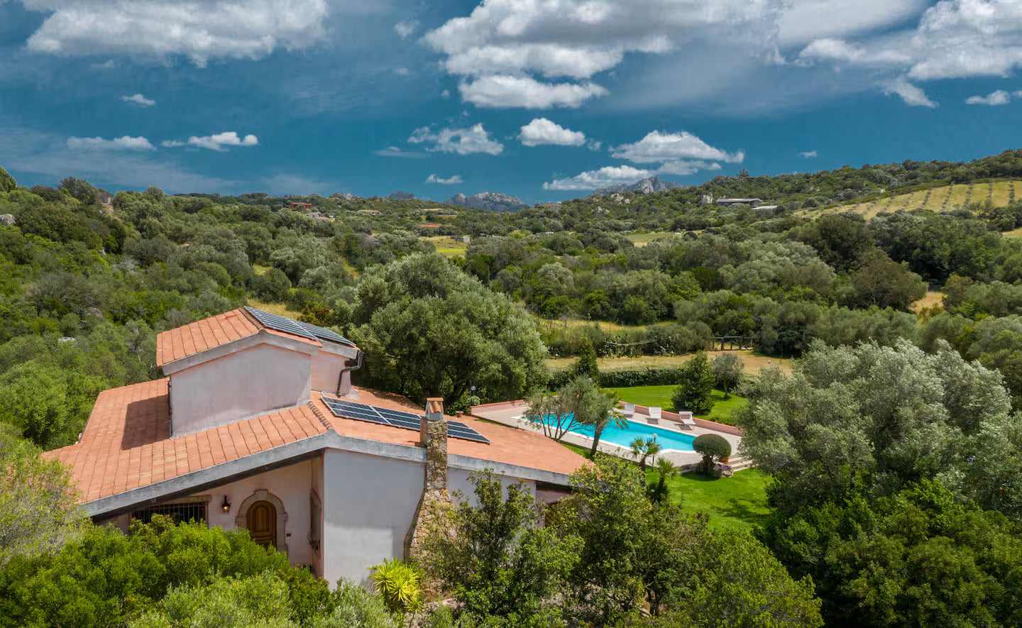 [ "VILLA LAVANDA" // ARZACHENA