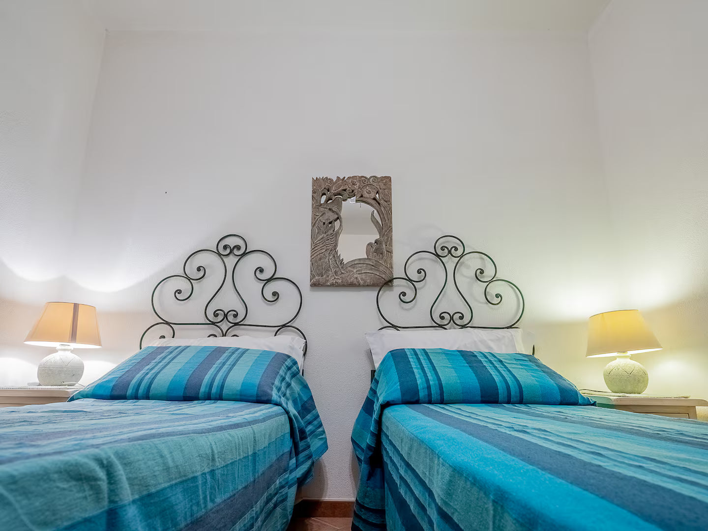 [ "CASA MAREA" // CANNIGIONE ]