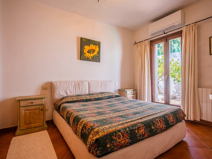 [ "VILLA SMERALDA" // ARZACHENA ]