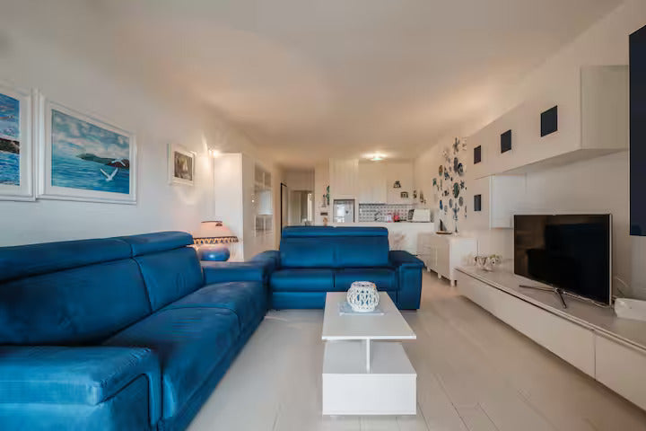 ["CASA MIRALUCE"  // PALAU]