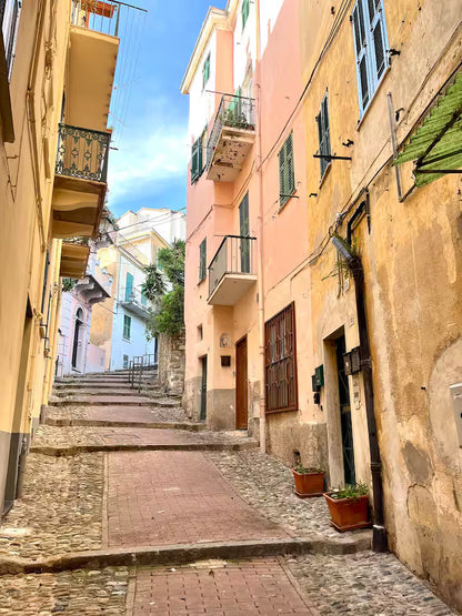 [ "APARTMENT BOUTIQUE" CENTRO STORICO // SANREMO ]