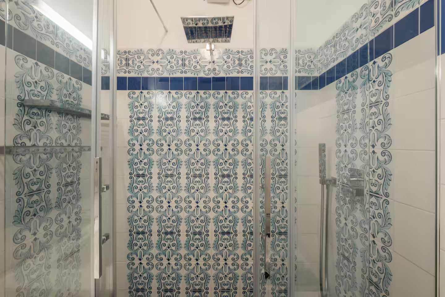 ["CASA MIRALUCE"  // PALAU]