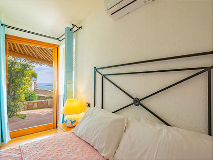 [ "VILLA PERLA 2" // PORTO CERVO ]