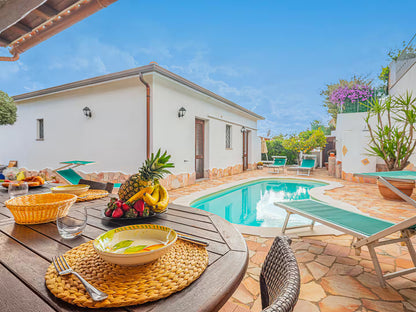 [ "VILLA SMERALDA" // ARZACHENA ]