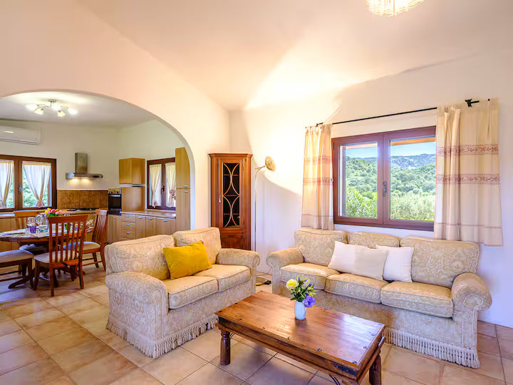 [ "VILLA SUGHERA" // OLBIA ]