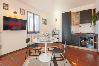 [ "APARTMENT VISTA LAGO" // LAGO DI COMO ]