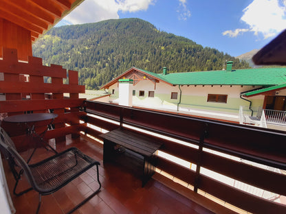 [ "APARTMENT NEVE BIANCA" // PEIO ]