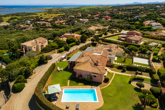 [ "VILLA CORALBA" // STINTINO ]