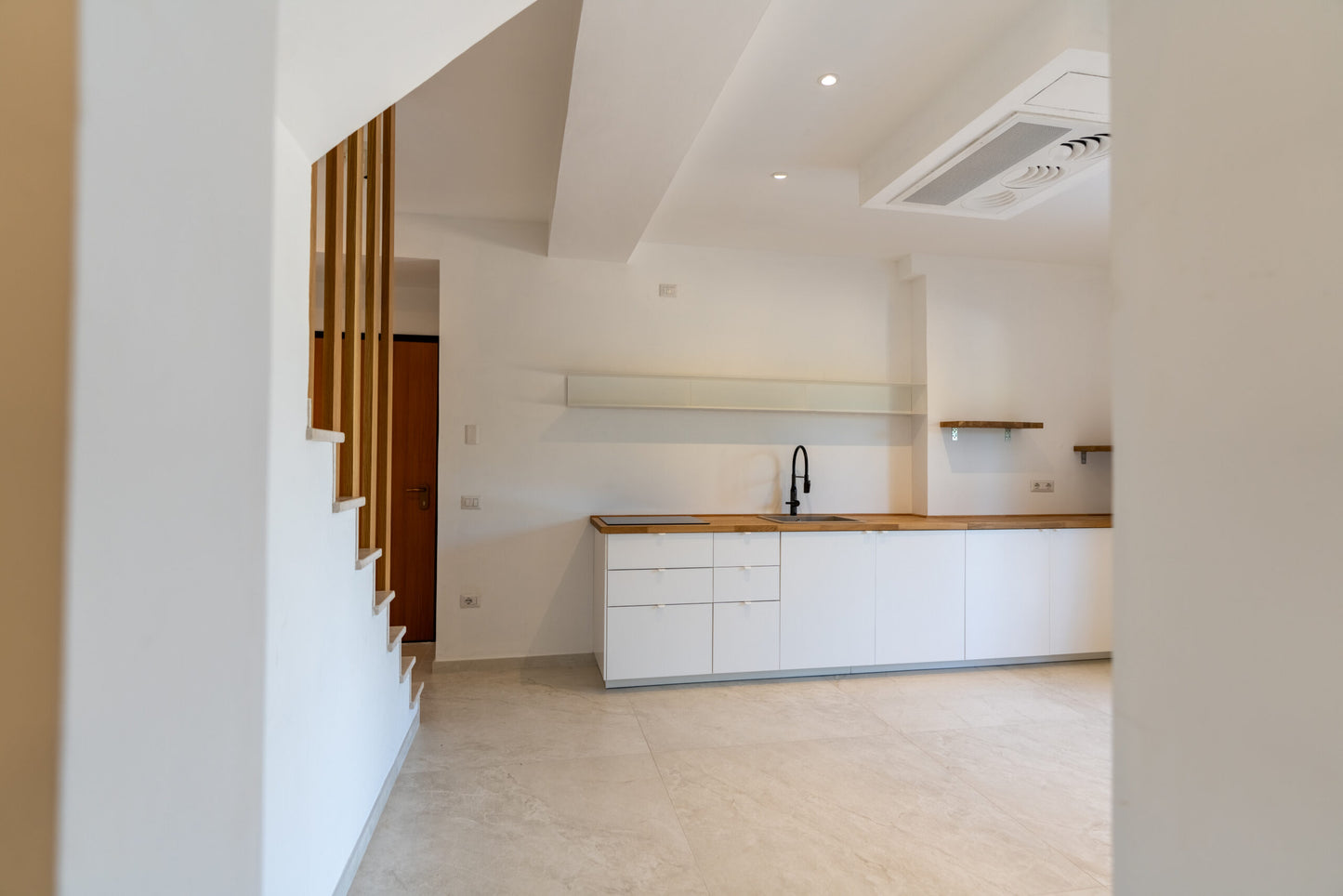 [ "VILLA ONDA MARINA" // GOLFO ARANCI ]