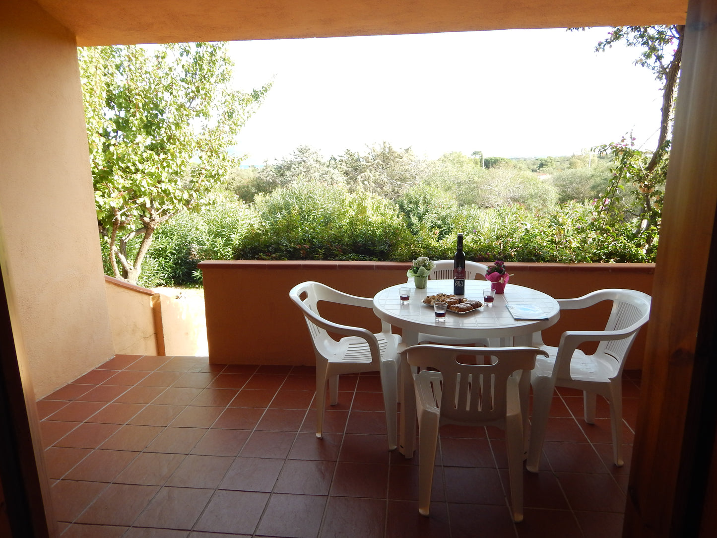 [ "BILO OLEANDRO" // PORTO ISTANA, OLBIA ]