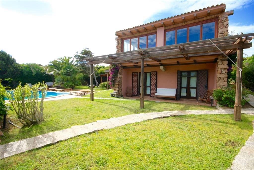 [ "VILLA PORTO CERVO NORD" // PORTO CERVO ]