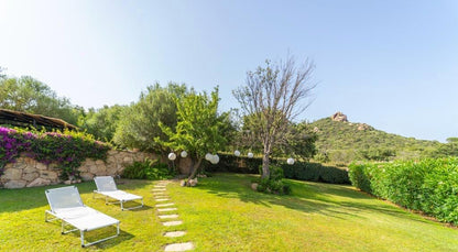 [ "VILLA MAESTRALE" // CANNIGIONE ]