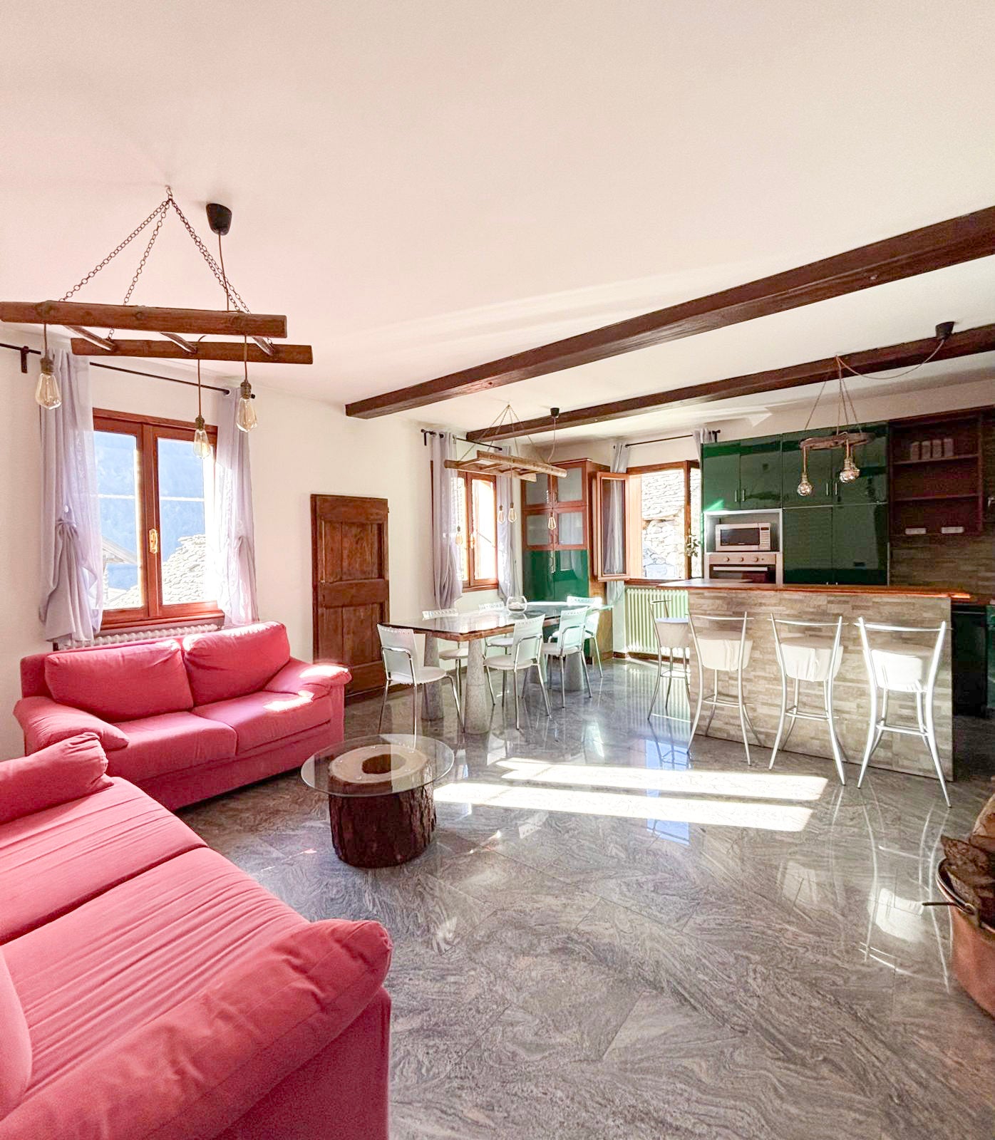 [ "RIFUGIO DELLA FONTANA" // SCHIERANCO-VALLE ANTRONA ]