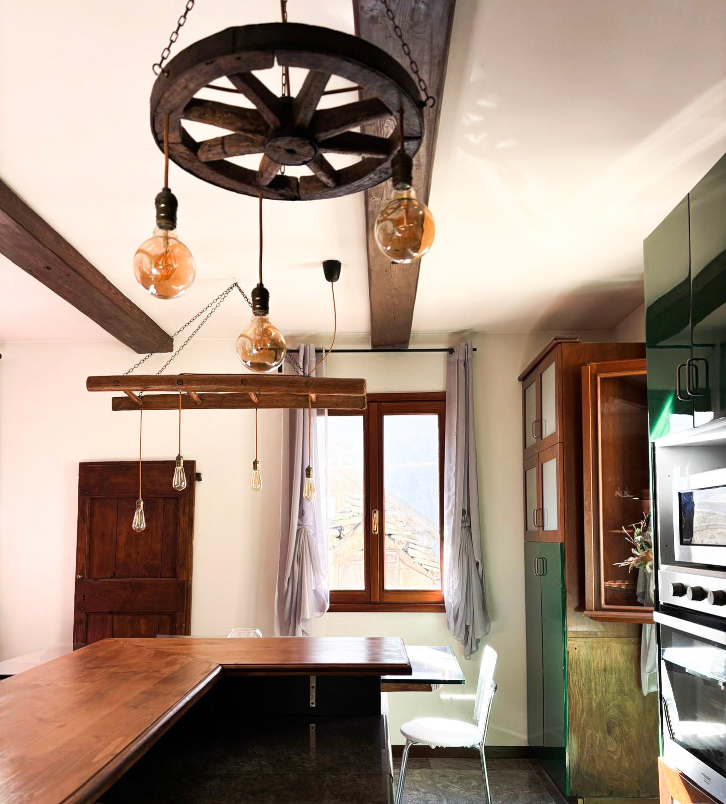 [ "RIFUGIO DELLA FONTANA" // SCHIERANCO-VALLE ANTRONA ]