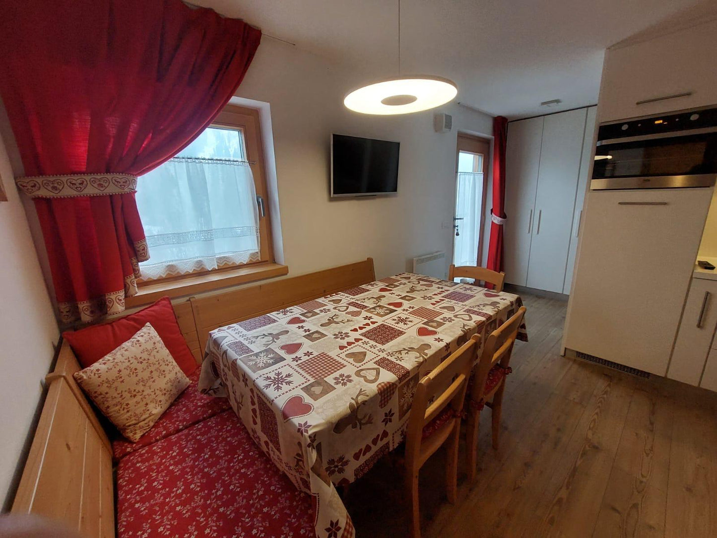 [ "APARTMENT STELLA ALPINA" // PEIO ]