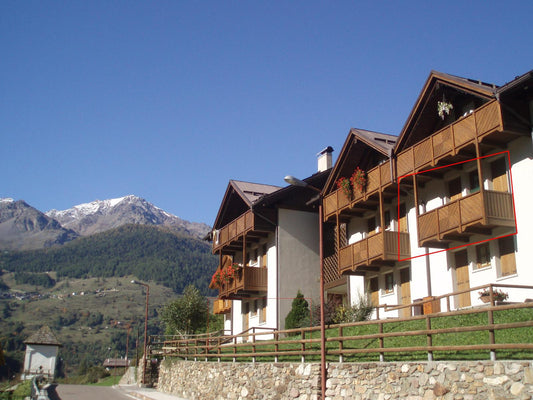 [ "APARTMENT LARICE" // PEIO ]