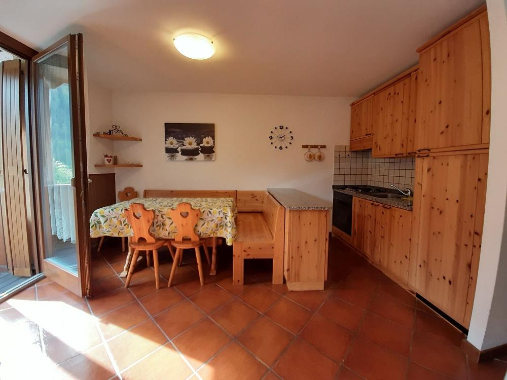 [ "APARTMENT LARICE" // PEIO ]