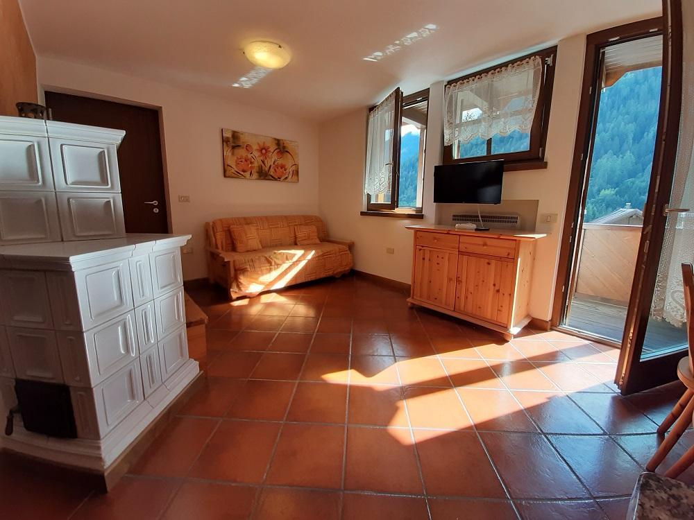 [ "APARTMENT LARICE" // PEIO ]