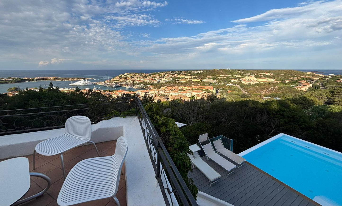 [ "VILLA PRESTIGE" // PORTO CERVO ]