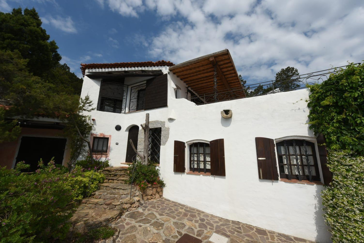 [ "VILLA PRESTIGE" // PORTO CERVO ]