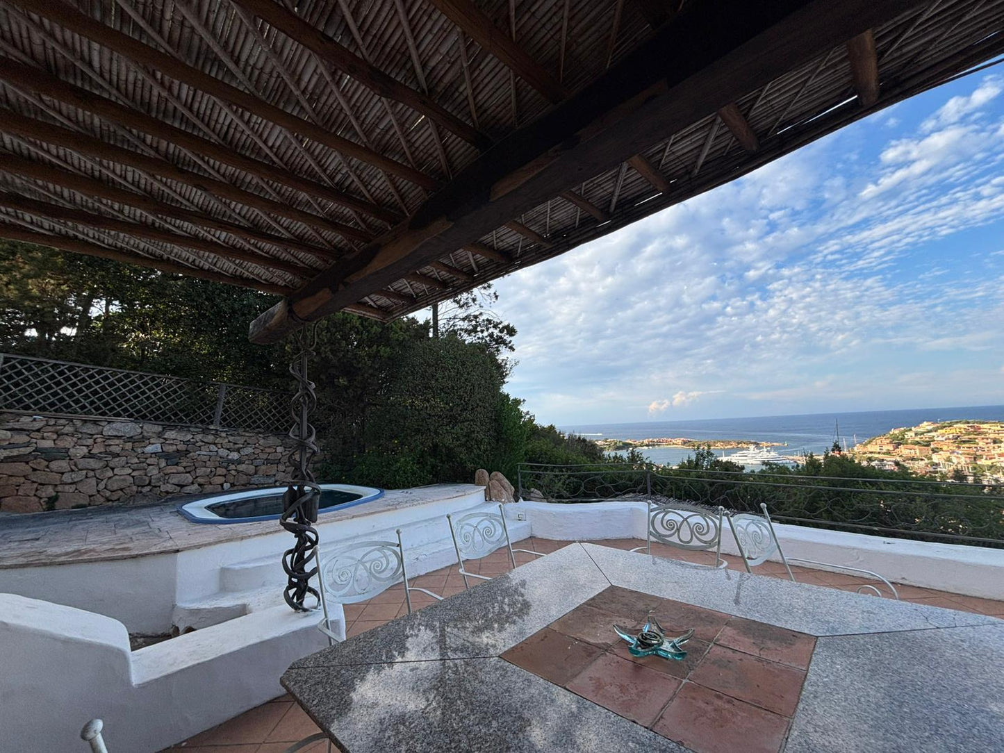 [ "VILLA PRESTIGE" // PORTO CERVO ]