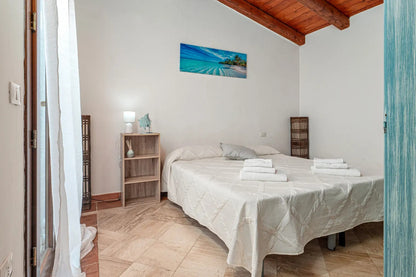 [ "BILOCALE VISTA MARE" // GOLFO ARANCI ]