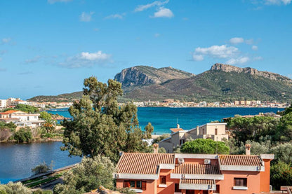 [ "BILOCALE VISTA MARE" // GOLFO ARANCI ]