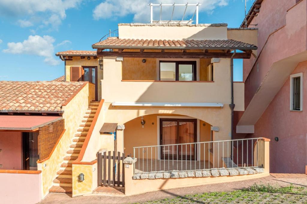 [ "BILOCALE VISTA MARE" // GOLFO ARANCI ]