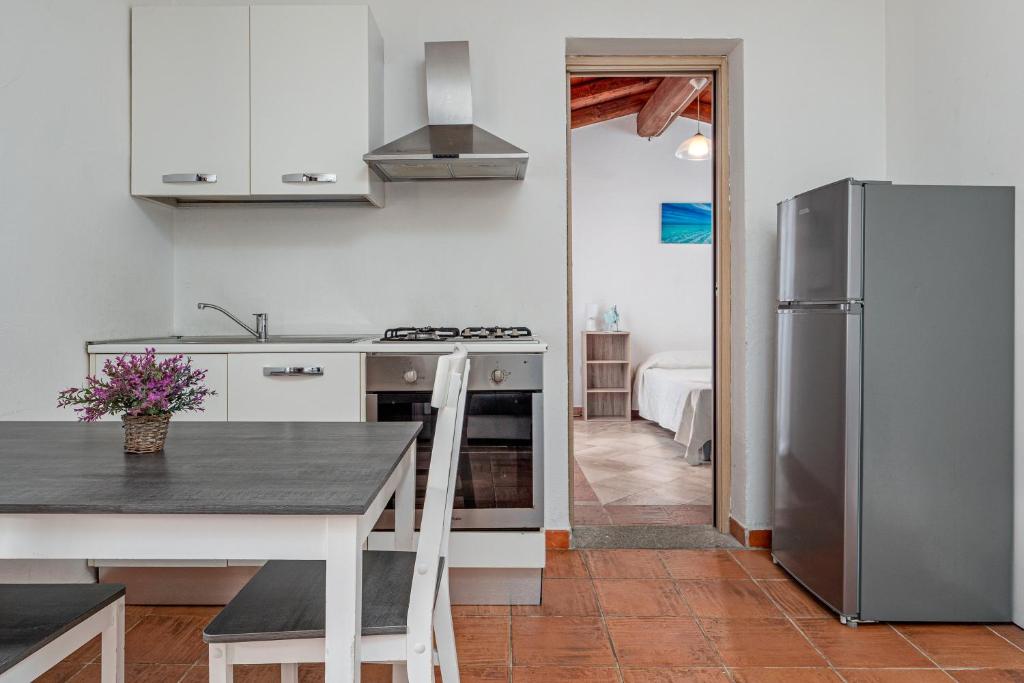 [ "BILOCALE VISTA MARE" // GOLFO ARANCI ]