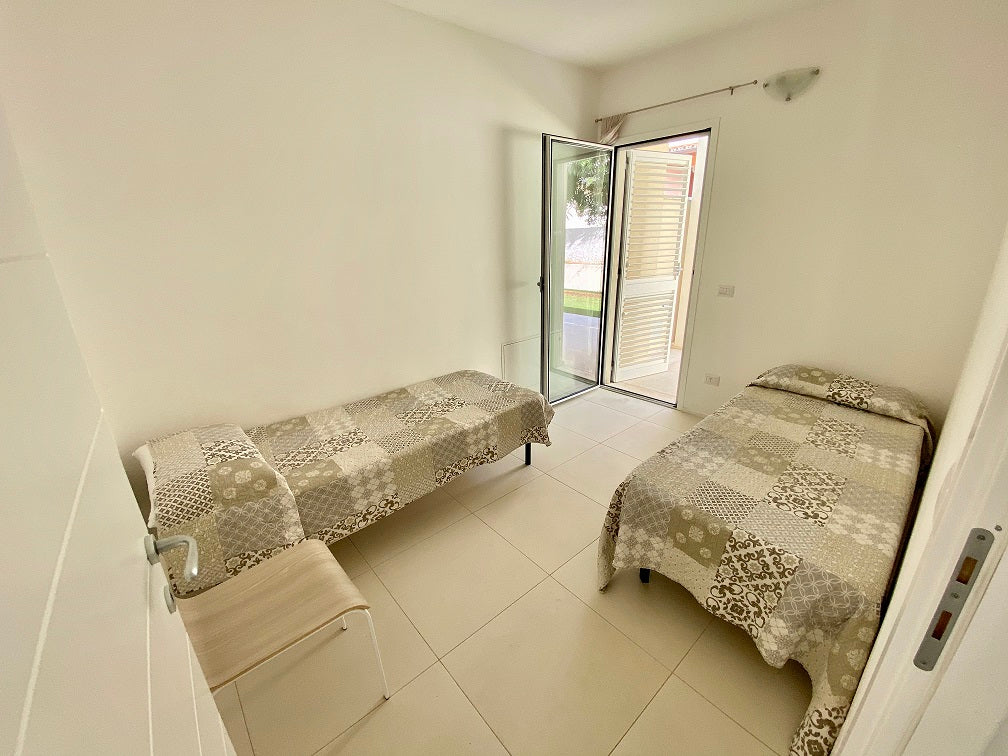 [ APARTMENT SUPERIOR "JACUZZI" GOLFO ARANCI ]
