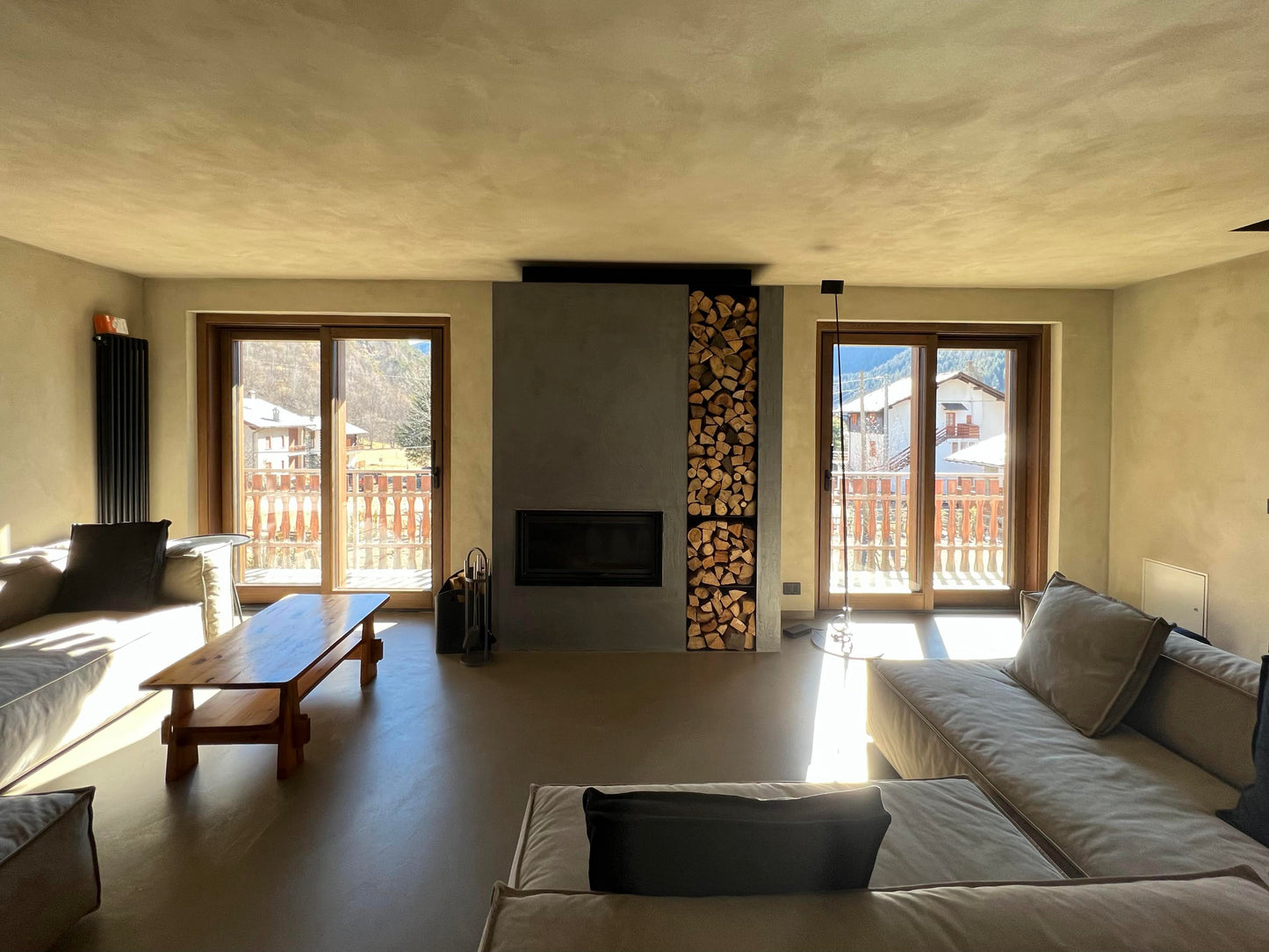 [ "CHALET DELLE STELLE" // BRUSSON ]
