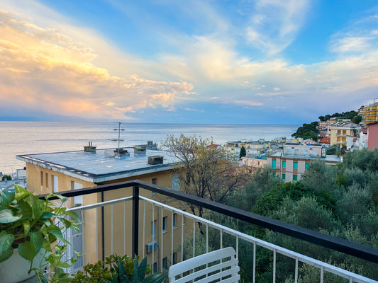 [ "APARTMENT SEA VIEW" // LAIGUEGLIA ]