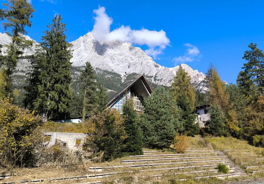 [ "CHALET FLO" // BORCA DI CADORE ]