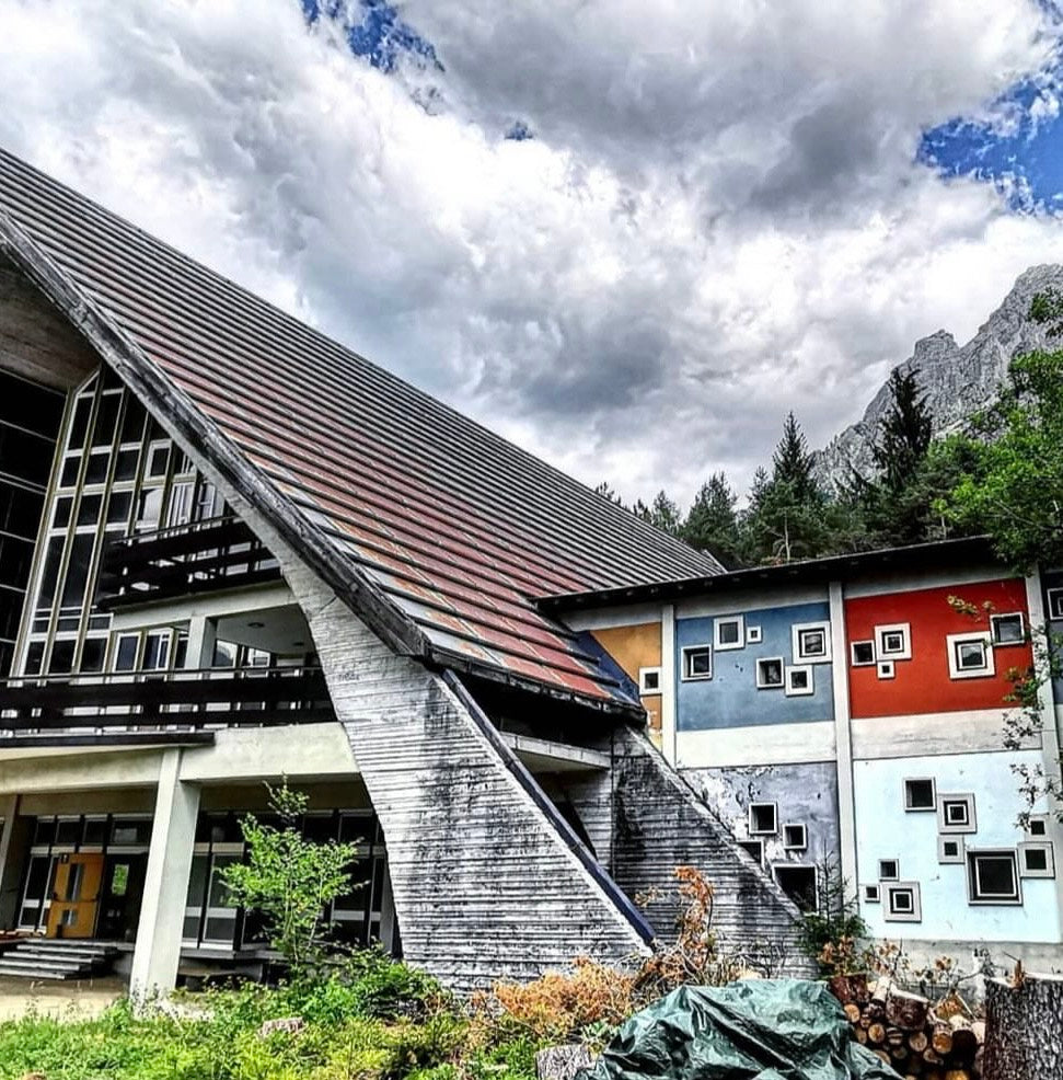 [ "CHALET FLO" // BORCA DI CADORE ]