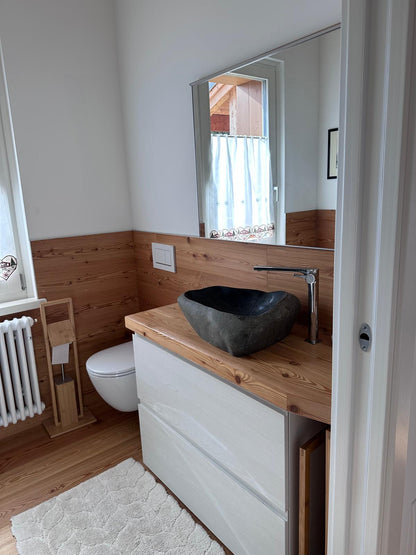 [ "APARTMENT LUNA ALTA" // PIEVE DI CADORE ]