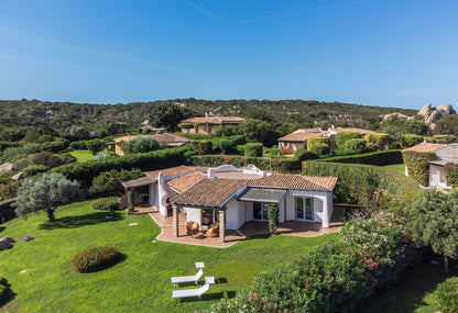 [ "VILLA PORTO RAFAEL" // PUNTA SARDEGNA ]
