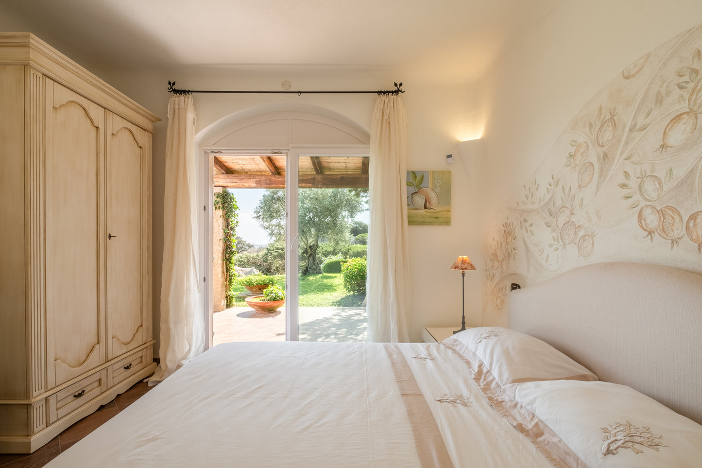 [ "VILLA PORTO RAFAEL" // PUNTA SARDEGNA ]