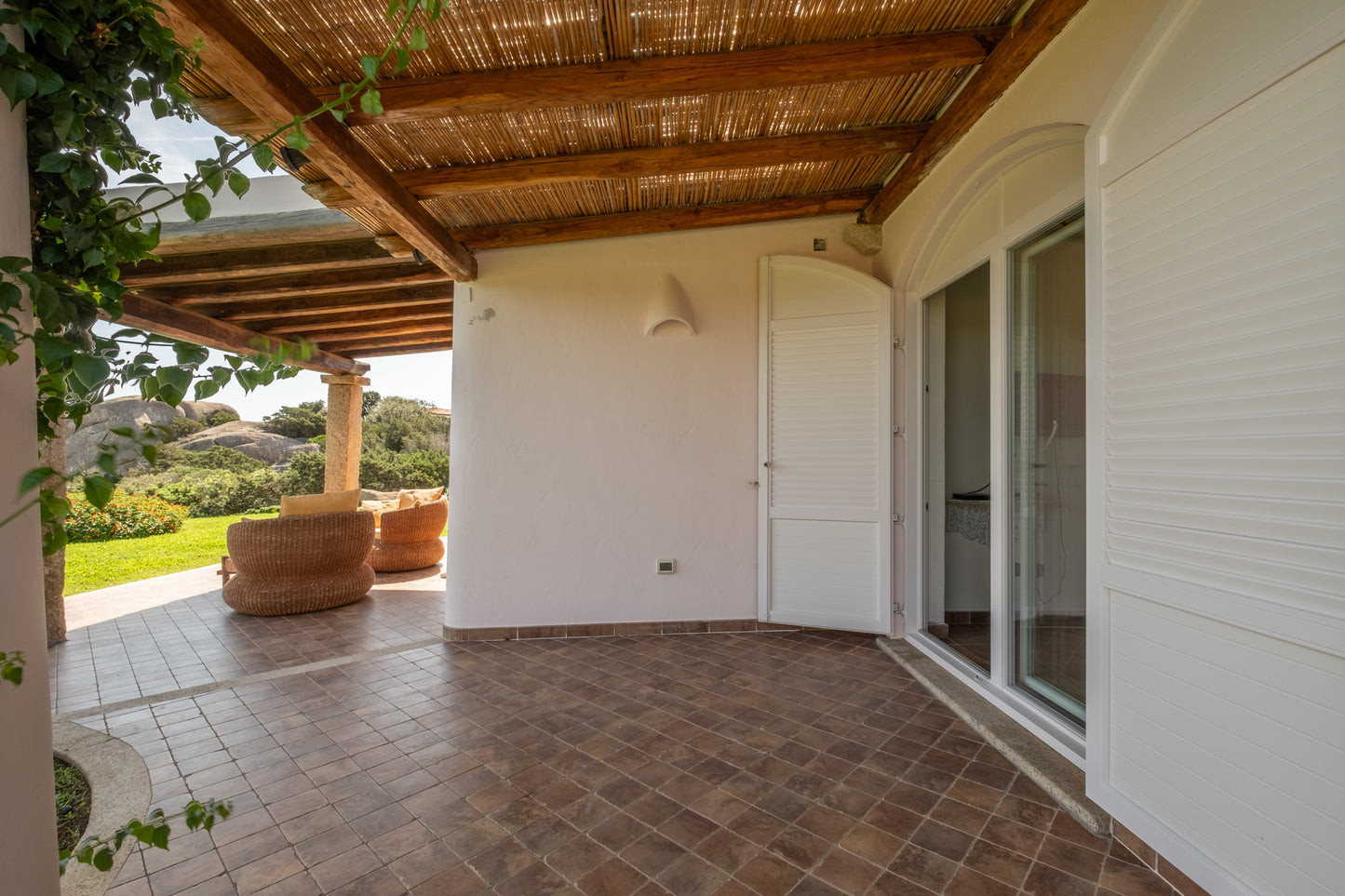 [ "VILLA PORTO RAFAEL" // PUNTA SARDEGNA ]