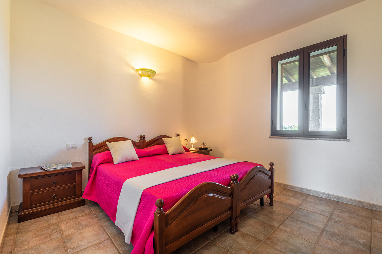 [ "VILLA MIRTO TRILO 2" // SINISCOLA ]